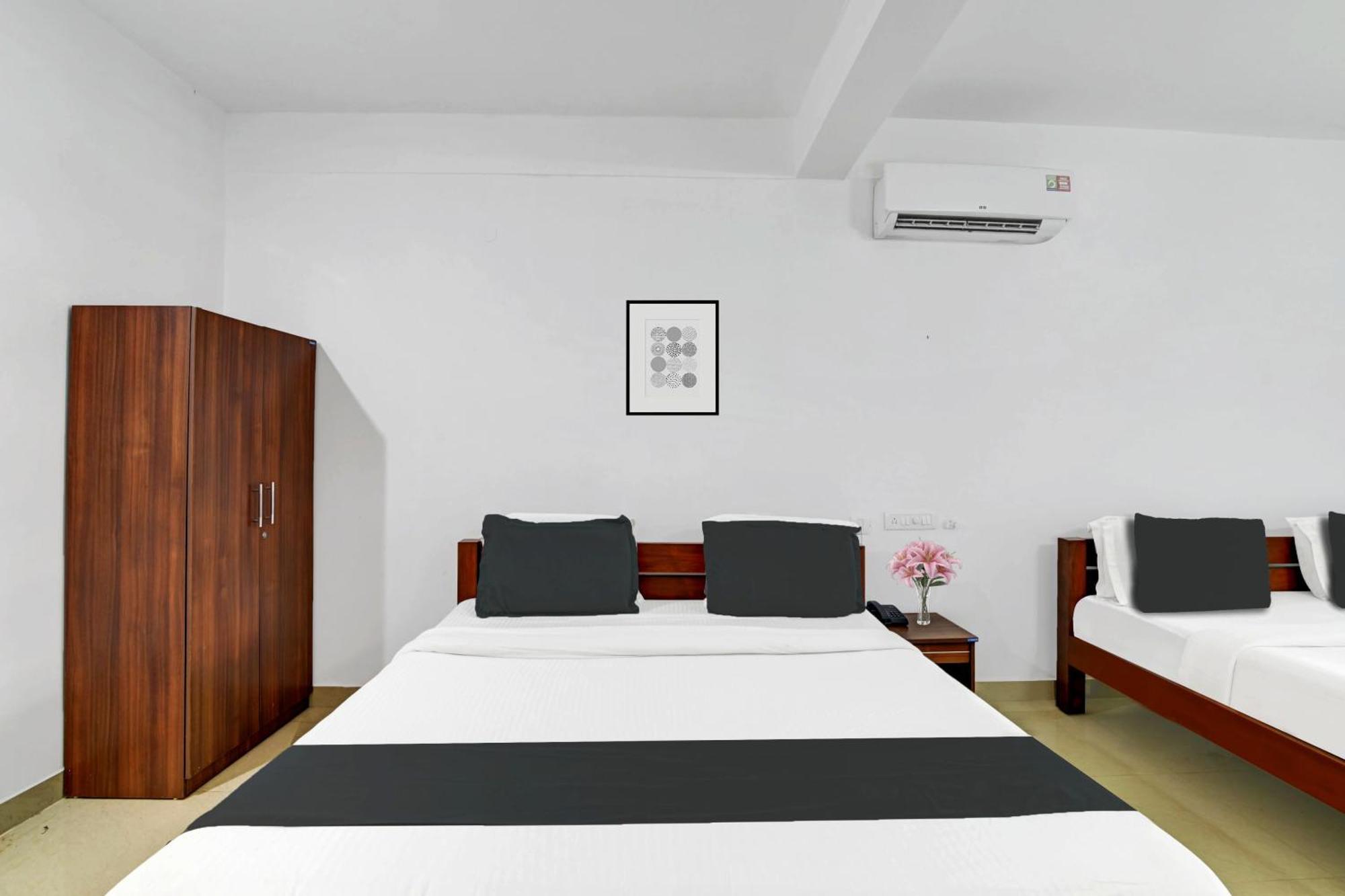 Super Collection O Madikeri City Center Near Ksrtc Bus Stand Coorg Formerly Hotel Ragsys Luaran gambar