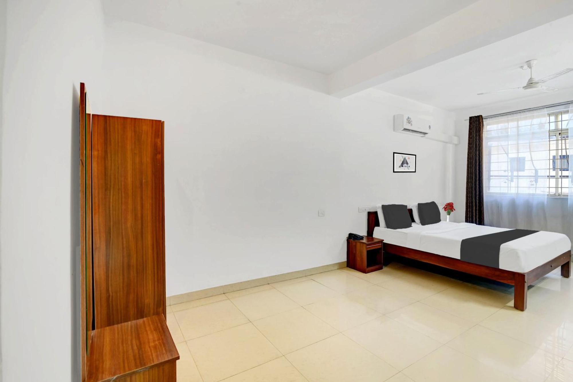 Super Collection O Madikeri City Center Near Ksrtc Bus Stand Coorg Formerly Hotel Ragsys Luaran gambar